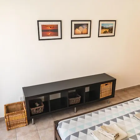 Captain's Flat Apartment Larnaca
